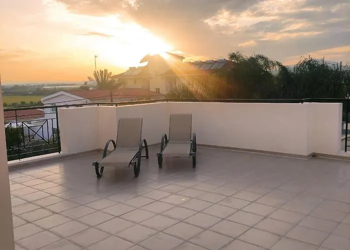 Kiti 2 Bedroom Penthouse