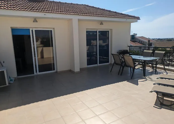Kiti 2 Bedroom Penthouse