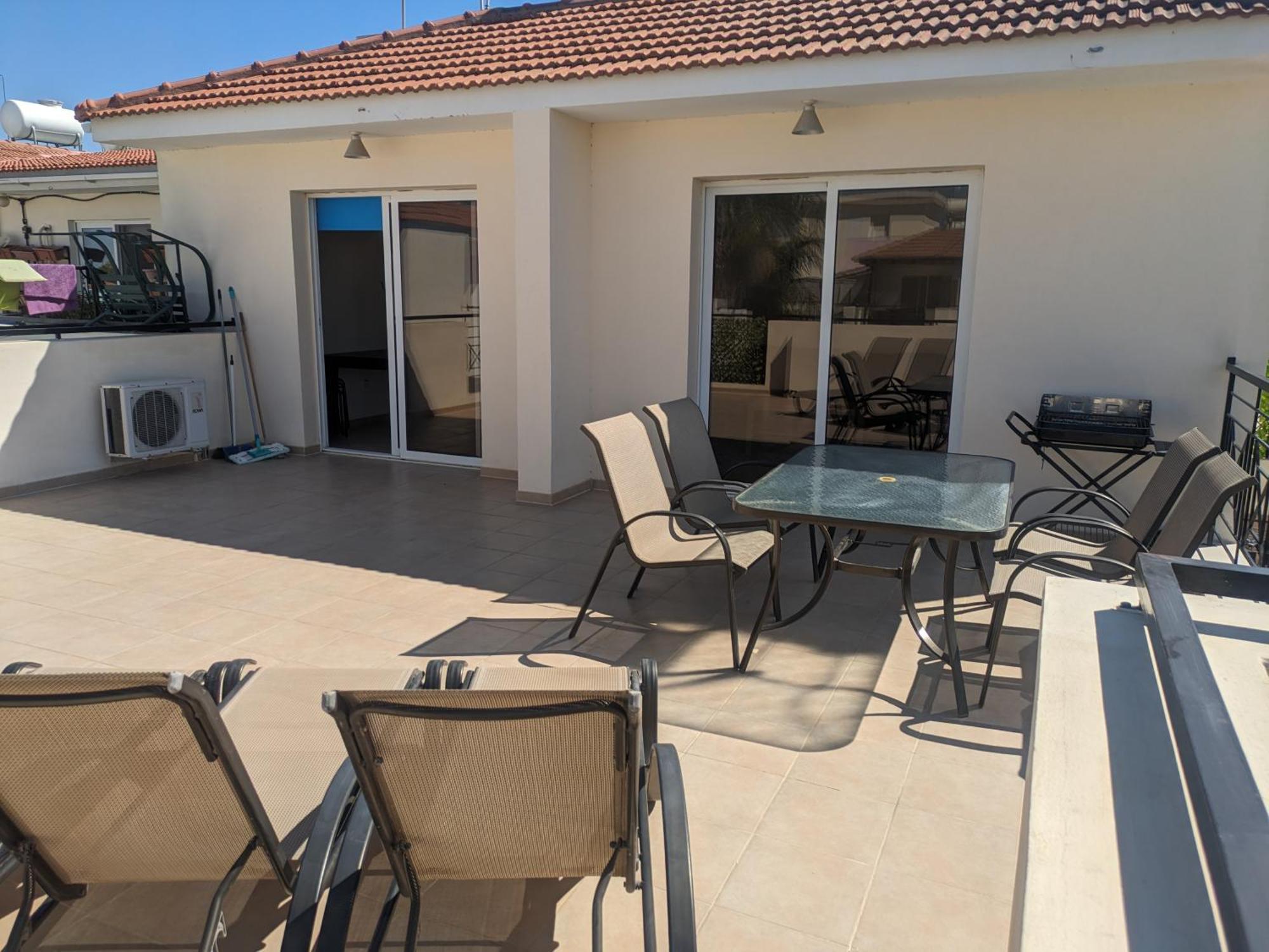 2 Bedroom Penthouse * Kiti